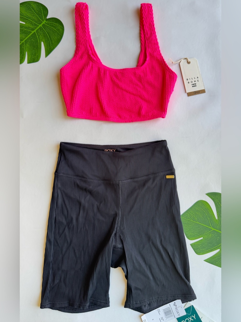 🌺Billabong Summer High Crop Tan & Roxy Mind of Freedom Biking Shorts